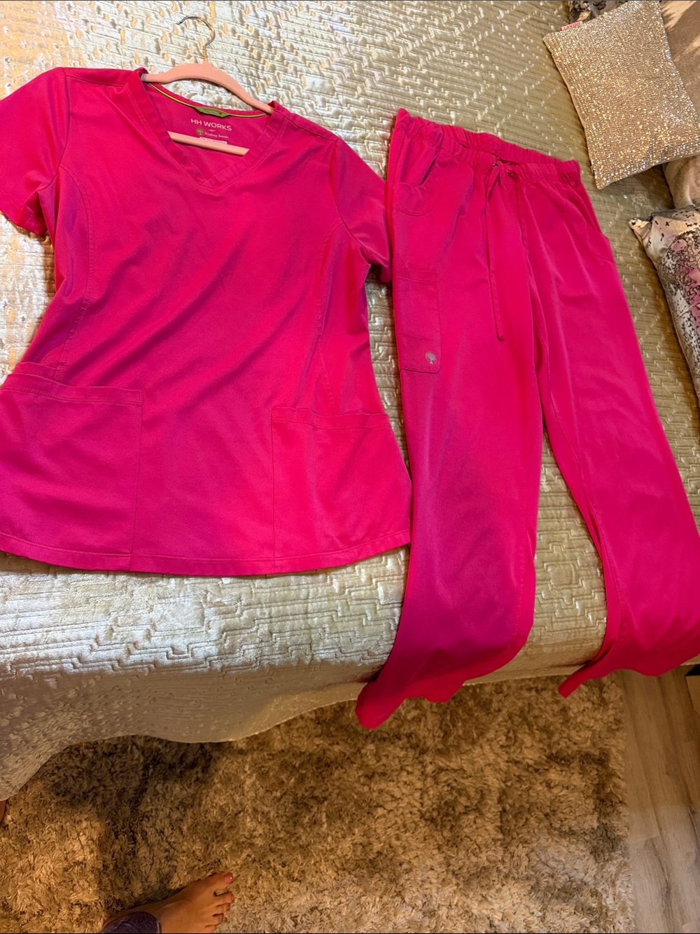 healing hands Bright Fuchsia V-Neck Scrub Top & Drawstring Pants